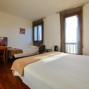 Hotel Hotel Querini Business Hotel Sandrigo, Sandrigo