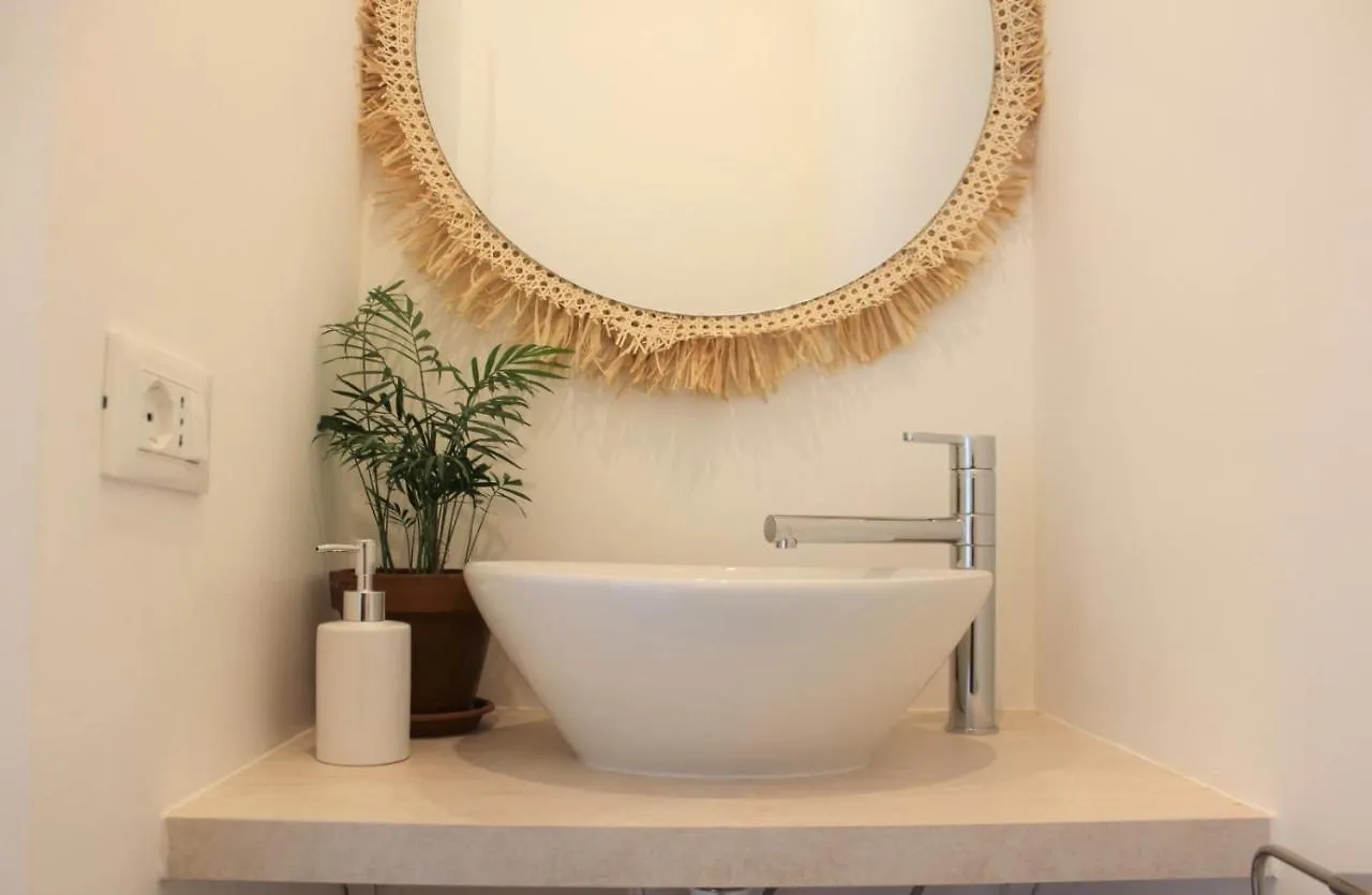 Pathos Guest House Quarto dʼAltino Bed & Breakfast