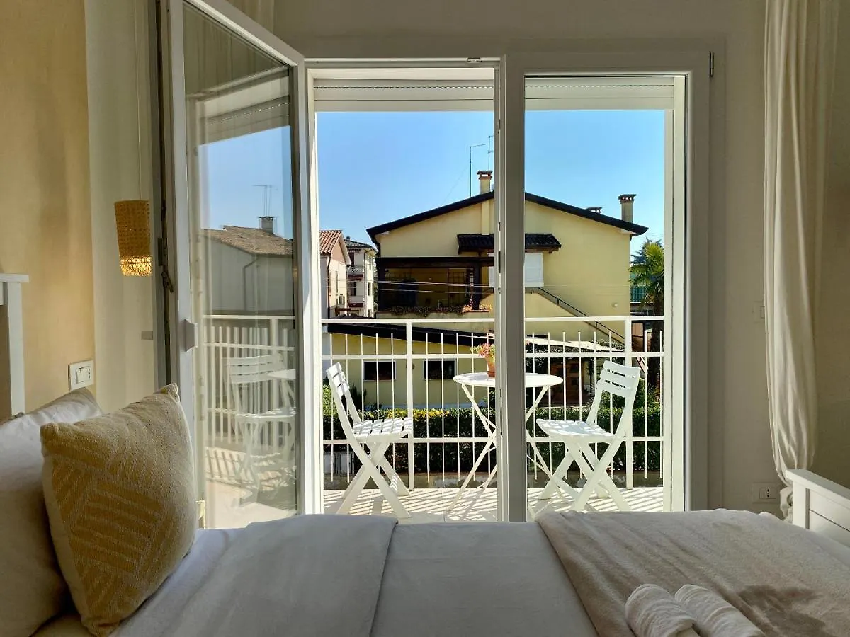 Pathos Guest House Quarto dʼAltino Bed & Breakfast