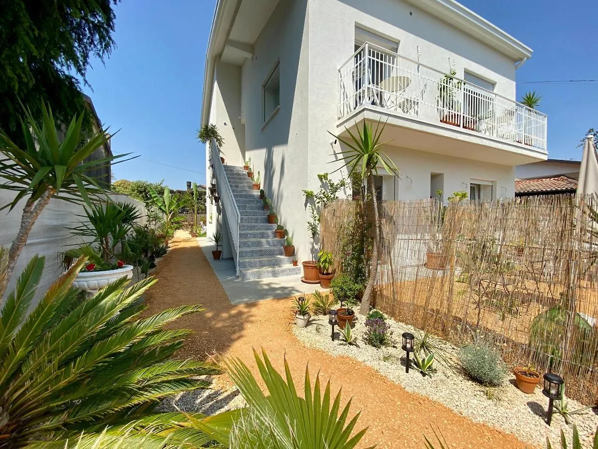 Pathos Guest House Quarto dʼAltino Bed & Breakfast